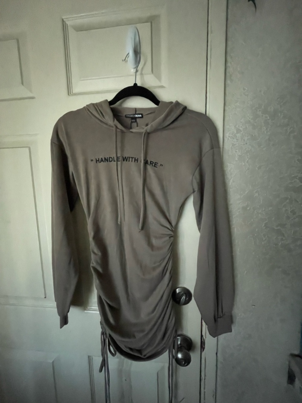 Fashion Nova Taupe Ruched Hoodie Midi Dress HANDLE WITH CARE SZ S NWT!